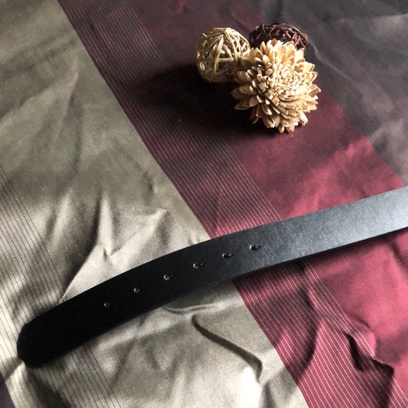 New Belt - Picture 3 of 8